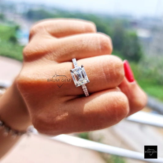 2 CT Emerald Moissanite Engagement Ring - view 2