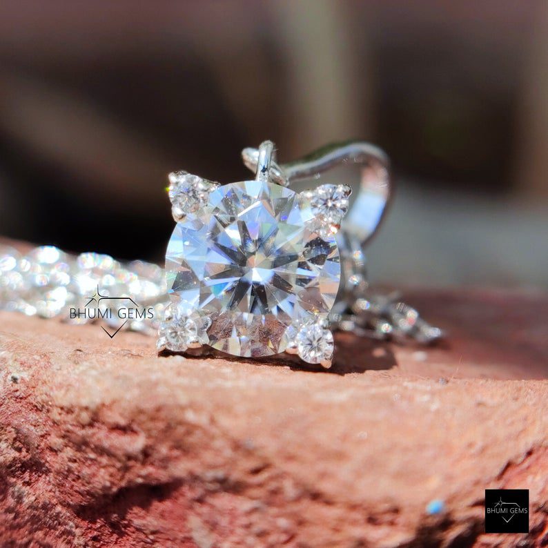 2.22 TW Round Cut Moissanite Pendant - view 6
