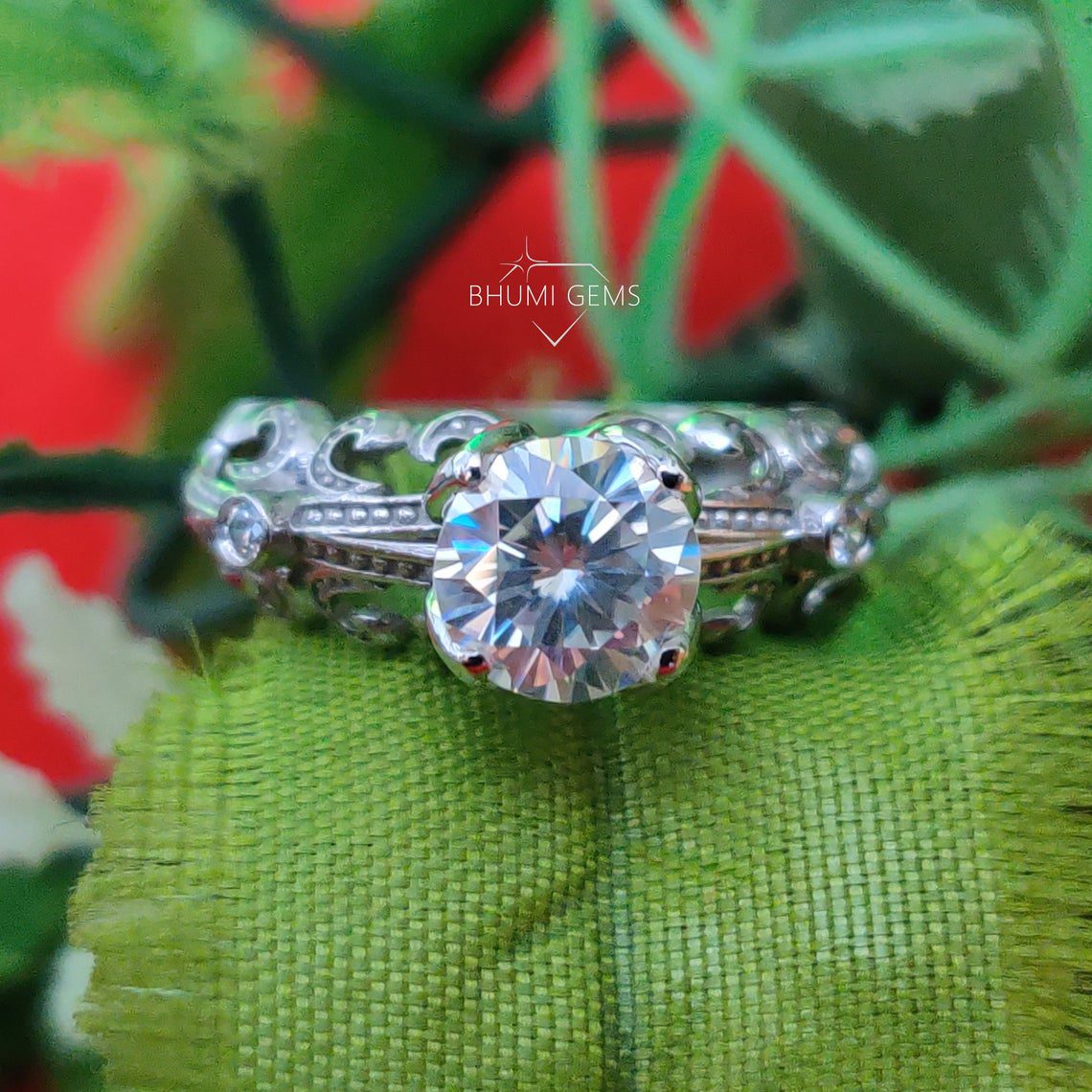 2CT Round Cut VVSI moissanite engagement ring | Bhumi Gems