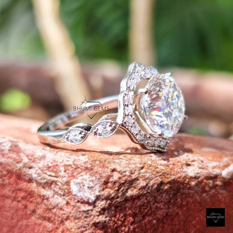 Vintage Style 4.26TW Portuguese Cut Moissanite Snack Flack Halo Engagement Ring - view 6