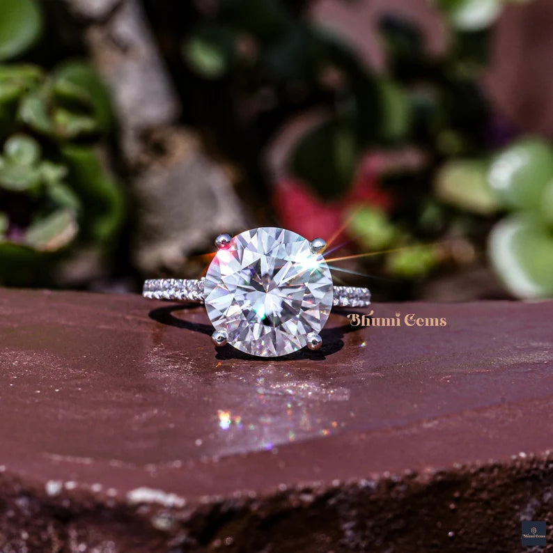 5 CT Round Moissanite Engagement Ring