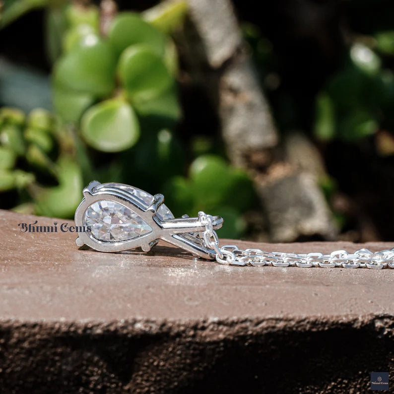 Pear Moissanite - view 6