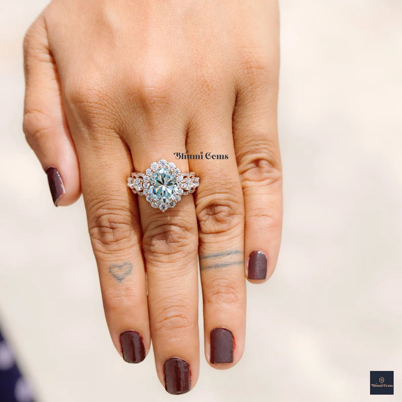 4 CT Cyan Blue Oval Halo Moissanite Engagement Ring - view 6