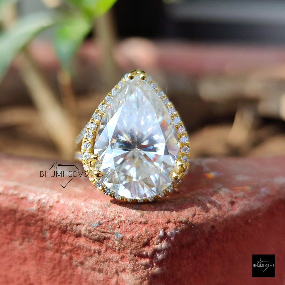 14.94 TCW Pear moissanite engagement ring set | Bhumi Gems