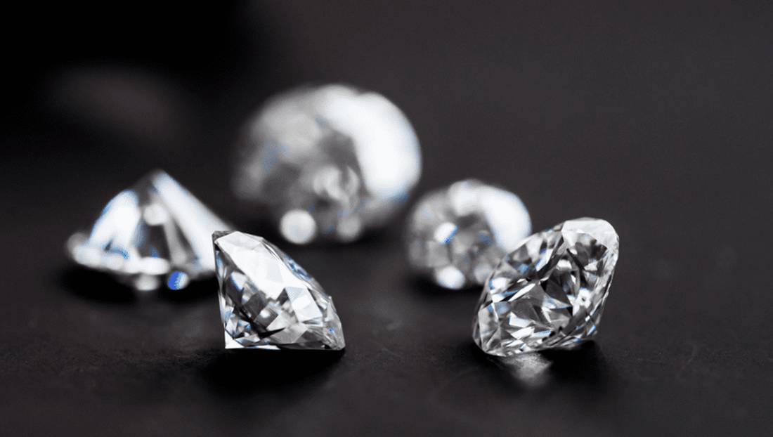 complete guide to moissanite diamonds