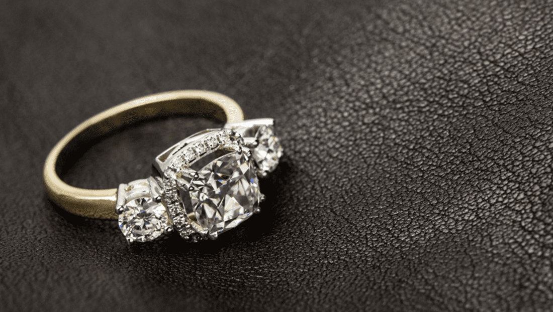how-to-buy-an-moissanite-engagement-ring-the-ultimate-guide