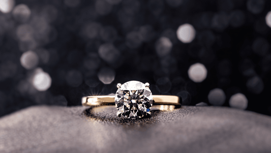 Types Of Metal Shades In An Engagement Ring
