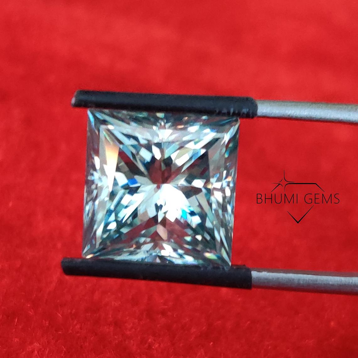 1CT-40CT Light Blue Princess Cut VVS1 Moissanite Loose Diamond - view 3