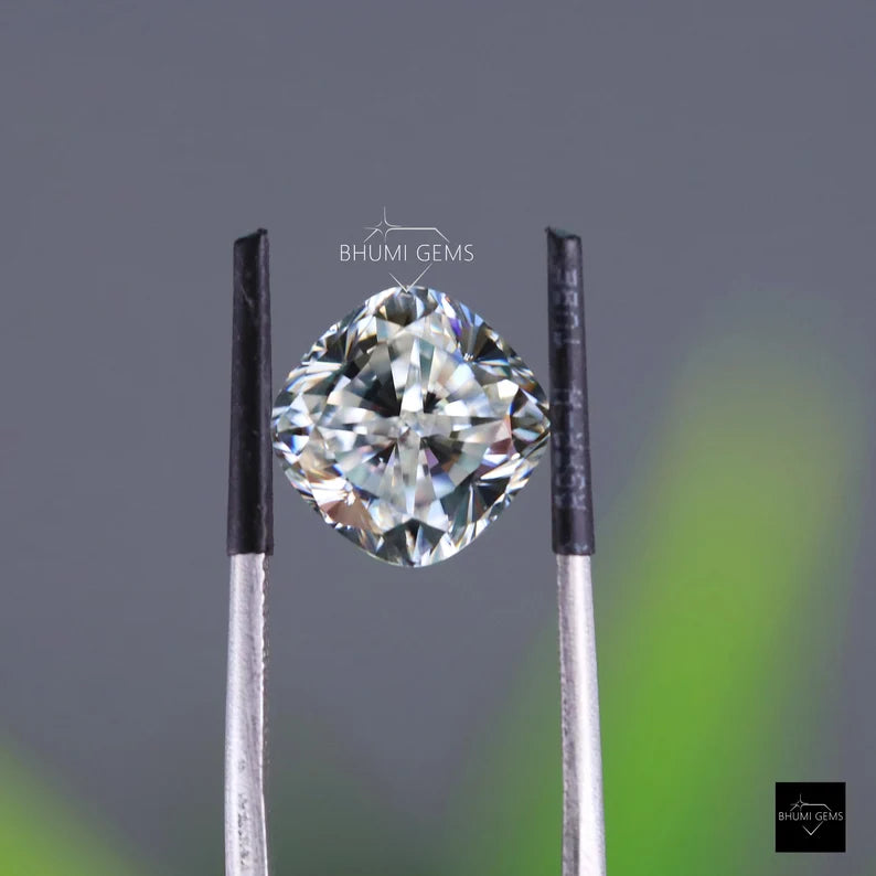 1CT-50CT Cushion VVS1 Colorless Loose Moissanite Diamond - view 6