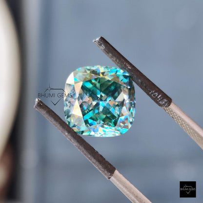 1CT-50CT Dark Blue Cushion Loose Moissanite - view 3