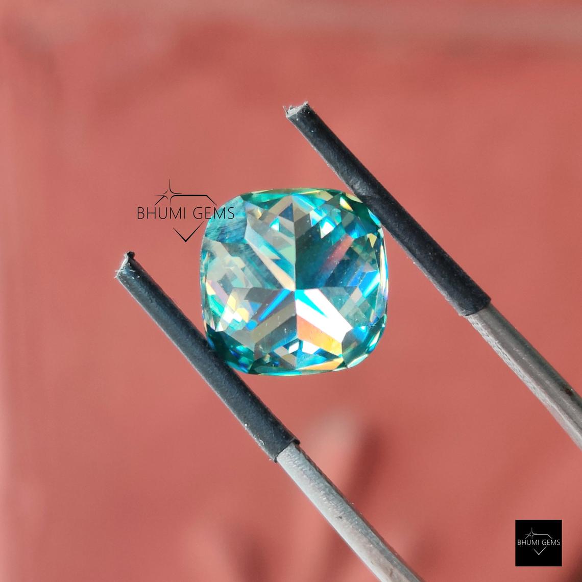 1CT-50CT Dark Blue Cushion Loose Moissanite - view 6