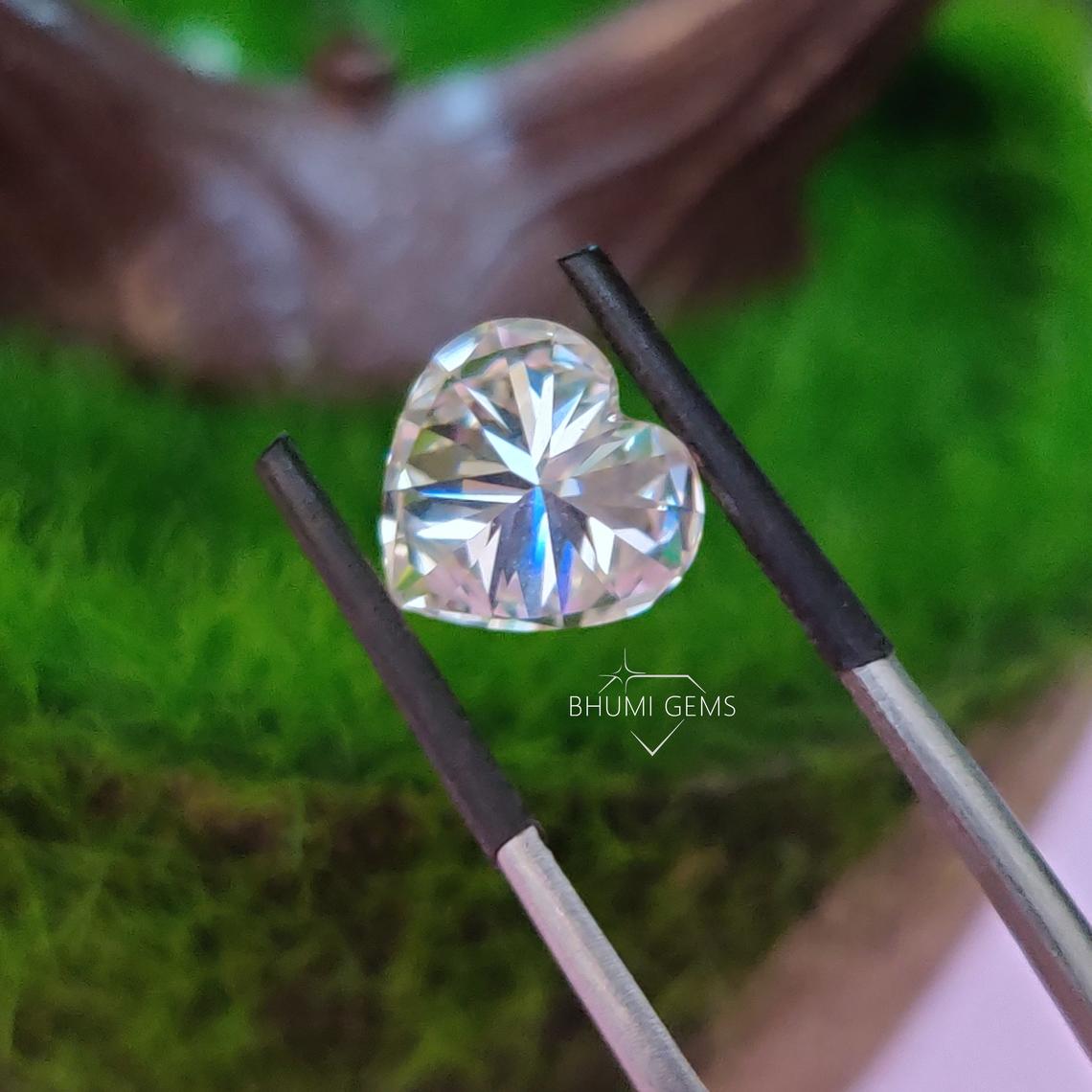 1CT-50CT Heart Cut VVS1 Colorless Moissanite Loose Diamond - view 5