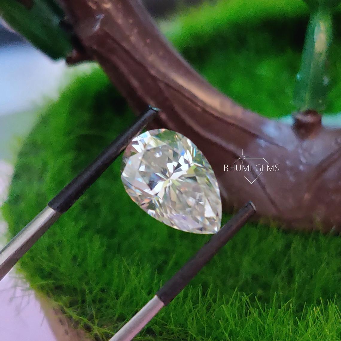 1CT-50CT Pear Cut VVS1 Colorless Moissanite Loose Diamond - view 4