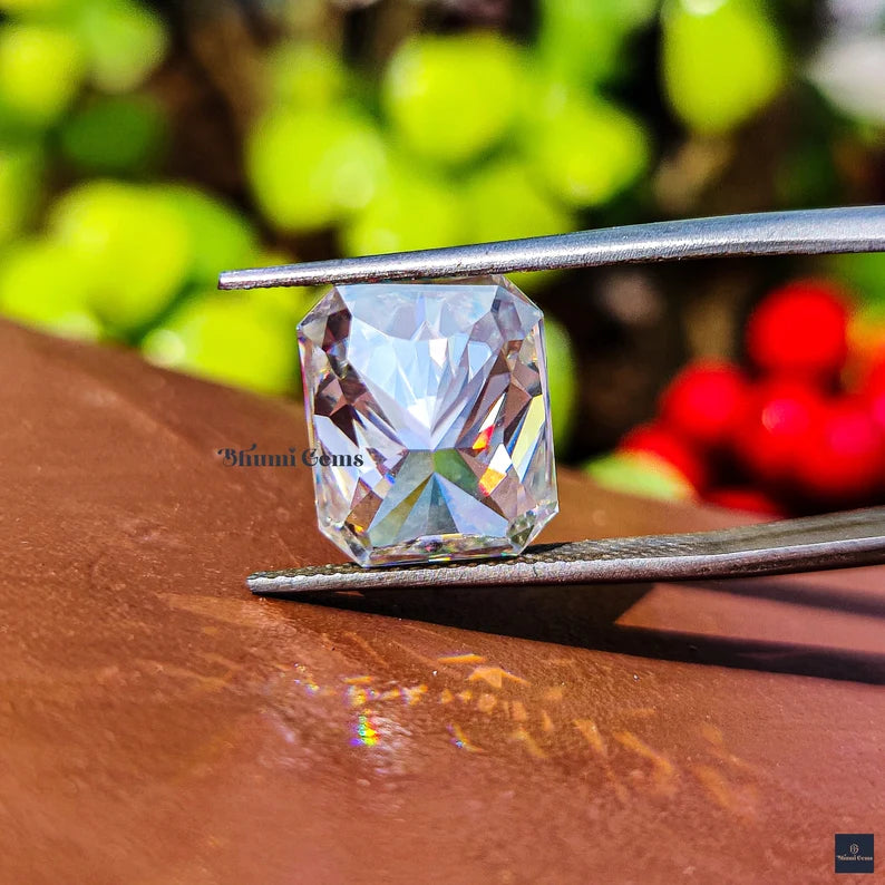 1CT-50CT Radiant Colorless Loose Moissanite Gemstone For Engagement Ring - view 3
