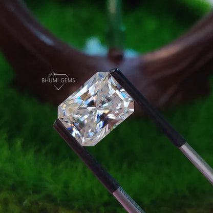 1CT-50CT Radiant VVS1 Colorless Moissanite Loose Diamond - view 6