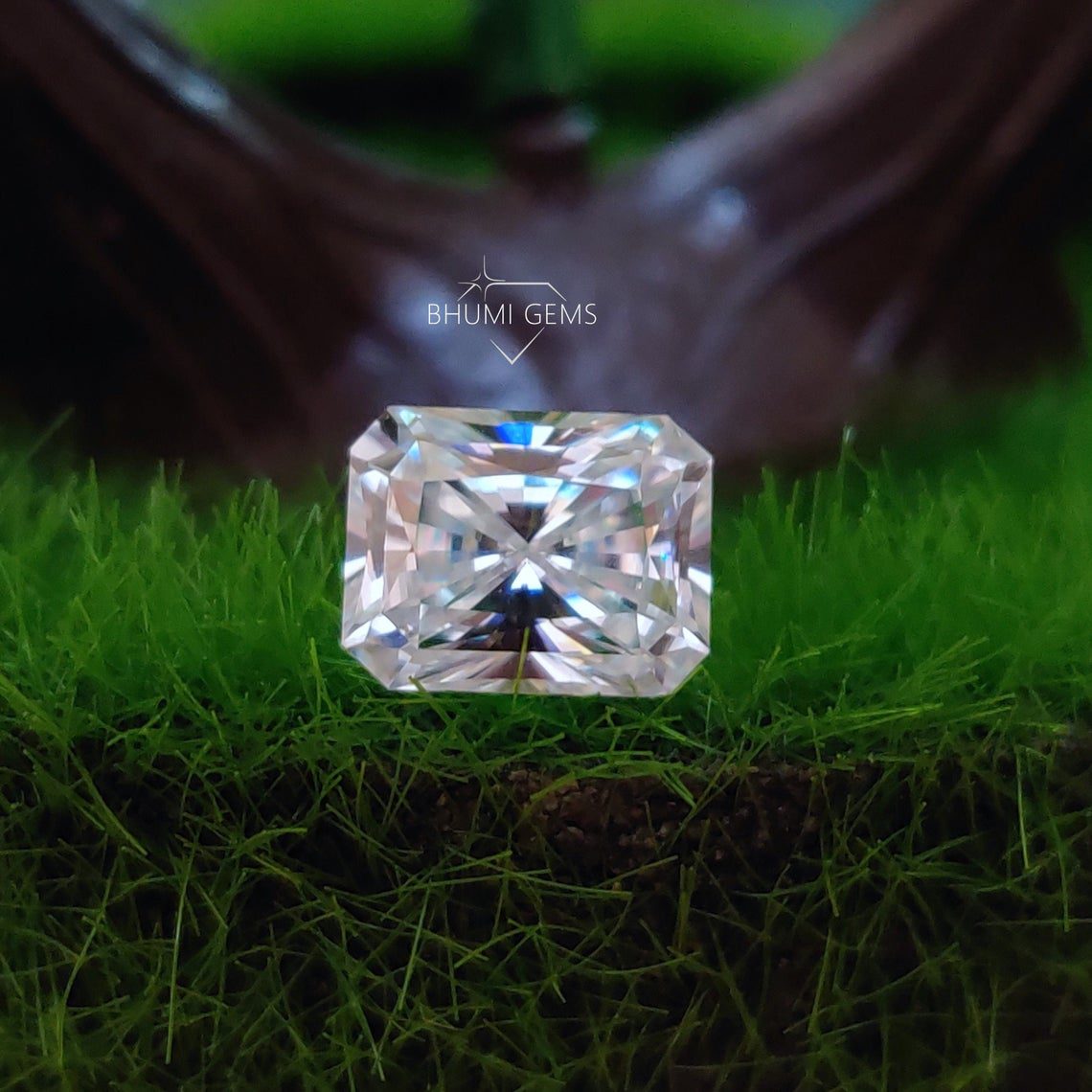 Moissanite Loose Diamond | Radiant VVS1 Colorless Moissanite