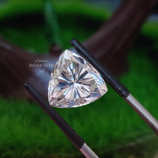 1CT-50CT Trillion Cut VVS1 Colorless Moissanite Loose Diamond - view 2