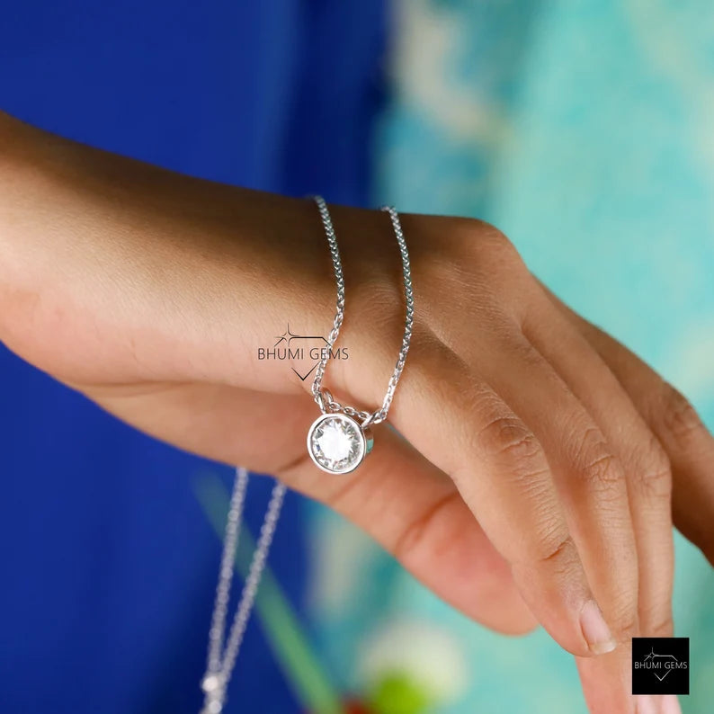 Round Cut Moissanite Necklace