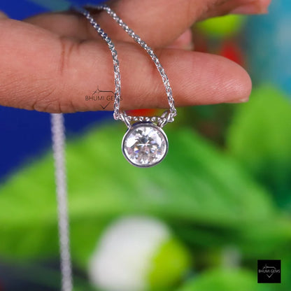 2 CT Round Cut Colorless Moissanite Necklace - view 6