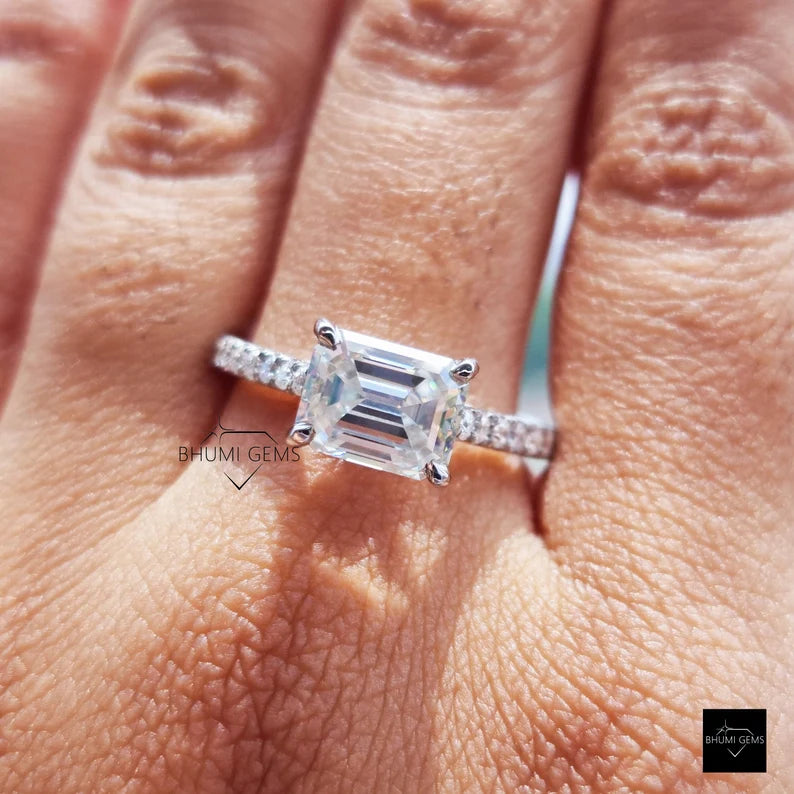 2 CT Emerald Moissanite Engagement Ring - view 3