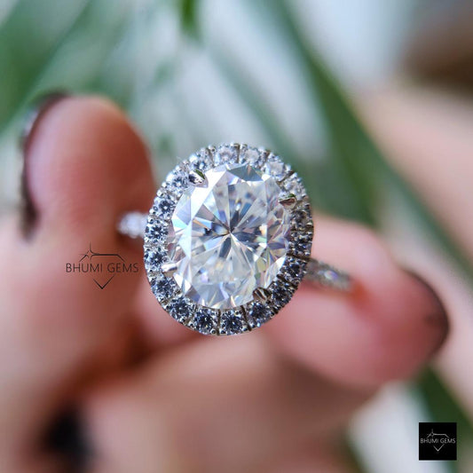 2.26 TW Oval Halo Moissanite Engagement Ring - view 2