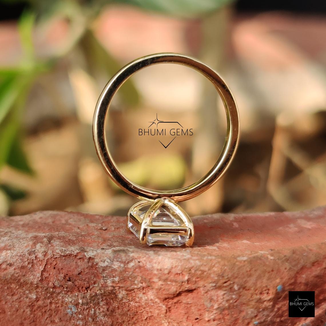 2 CT Colorless Emerald Cut Moissanite Solitaire Engagement Ring - view 6