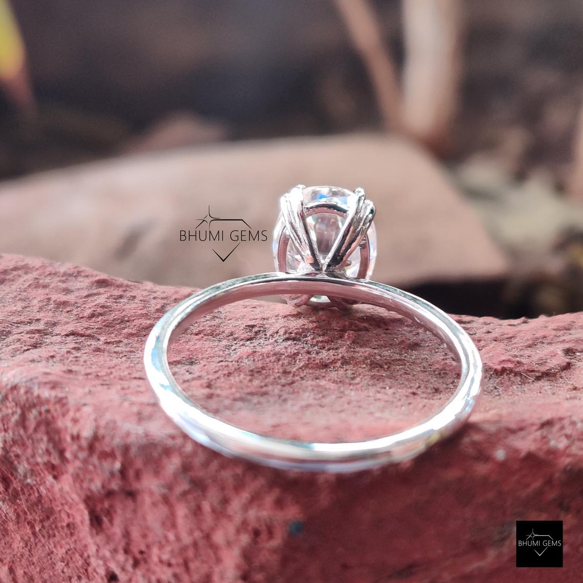 2 CT Oval Cut Moissanite Solitaire Ring - view 5
