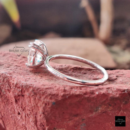 2 CT Oval Cut Moissanite Solitaire Ring - view 4