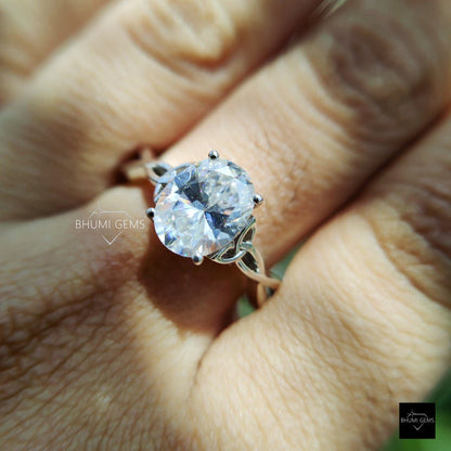 2 CT Oval Engagement Ring - view 2