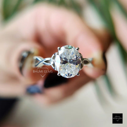 2 CT Oval Engagement Ring - view 4