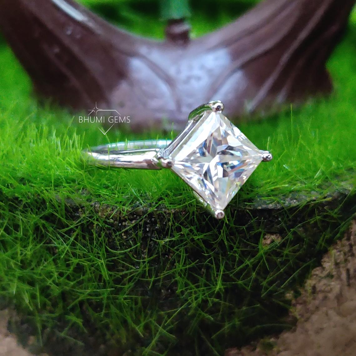 2CT Princess Cut Moissanite Engagement Ring - view 2