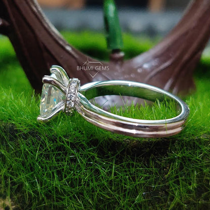 2CT Princess Cut Moissanite Engagement Ring - view 3