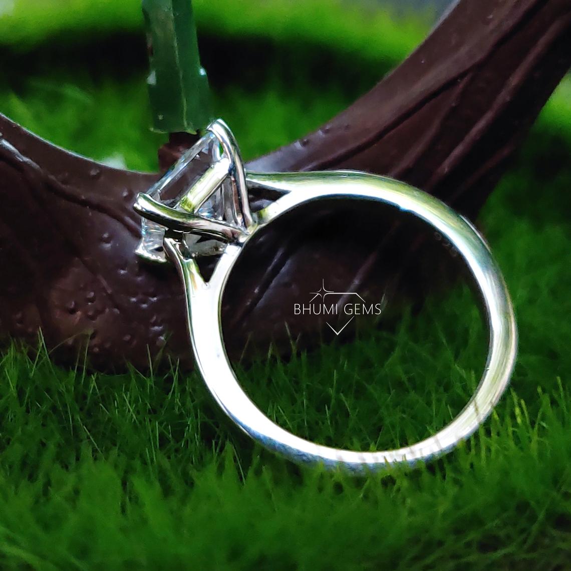 2CT Princess Cut Moissanite Wedding Set Ring - view 6