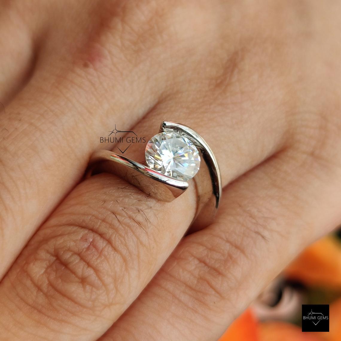 2 CT Round Moissanite Bypass Setting Solitaire Engagement Ring - view 6