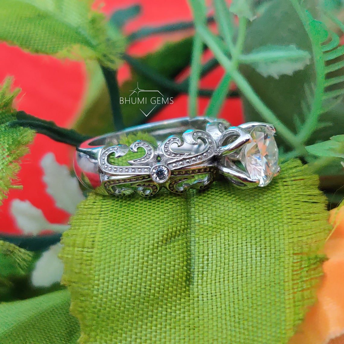 2CT Round Cut VVS1 Colorless Moissanite Engagement Ring - view 2