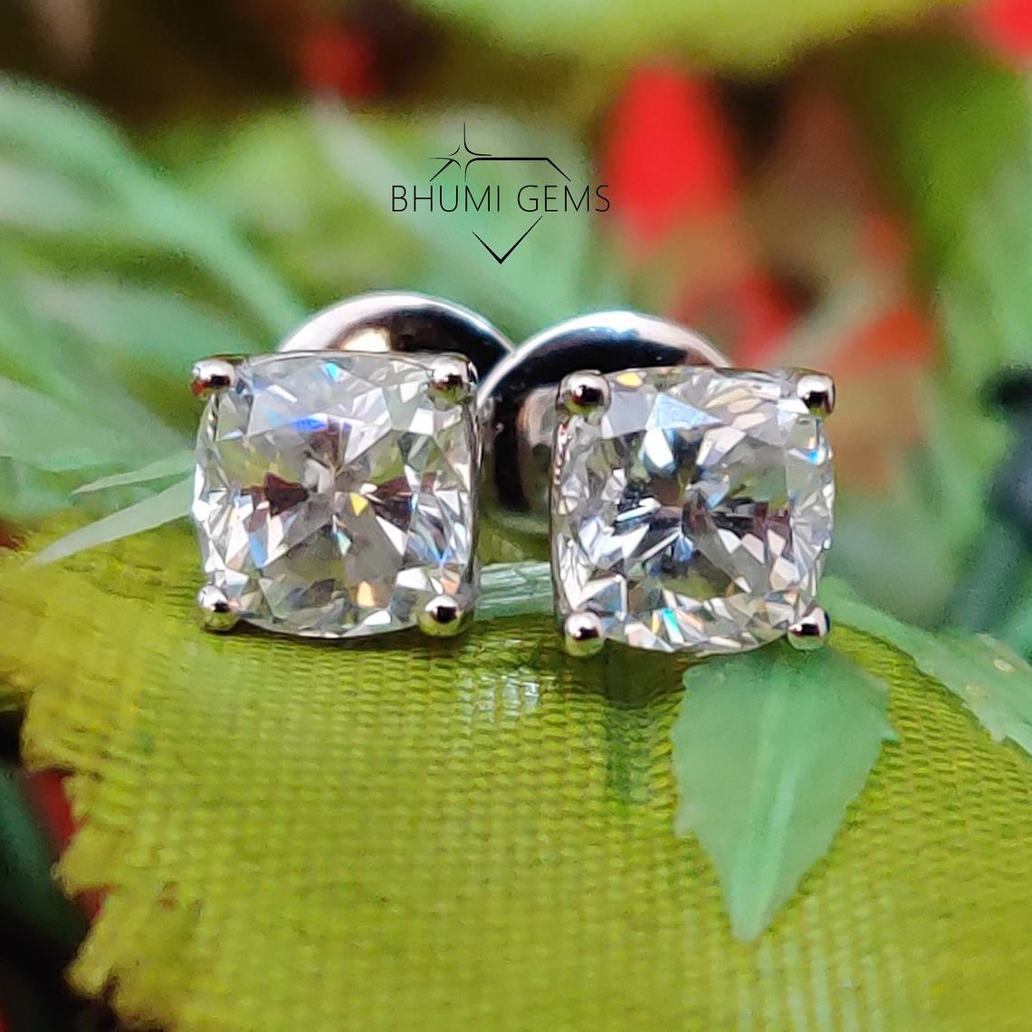 2TCW Cushion Colorless VVS1 Diamond Moissanite Earrings Wedding Stud Custom Screw Back Dangle Drop Leverback Earrings Wedding Gold Silver