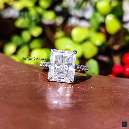 3 CT Radiant Cut Moissanite Engagement Ring