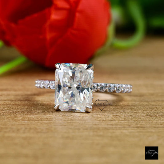 3CT Moissanite Engagement Ring