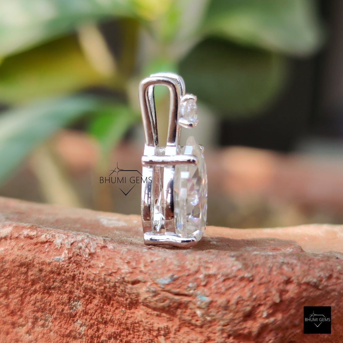 3.09TCW Pear Moissanite Pendant, Diamond Pendant Necklace, Solitaire Pendant, Daily Wear Vintage Jewelry For Women, Solid Gold, Gift For Her