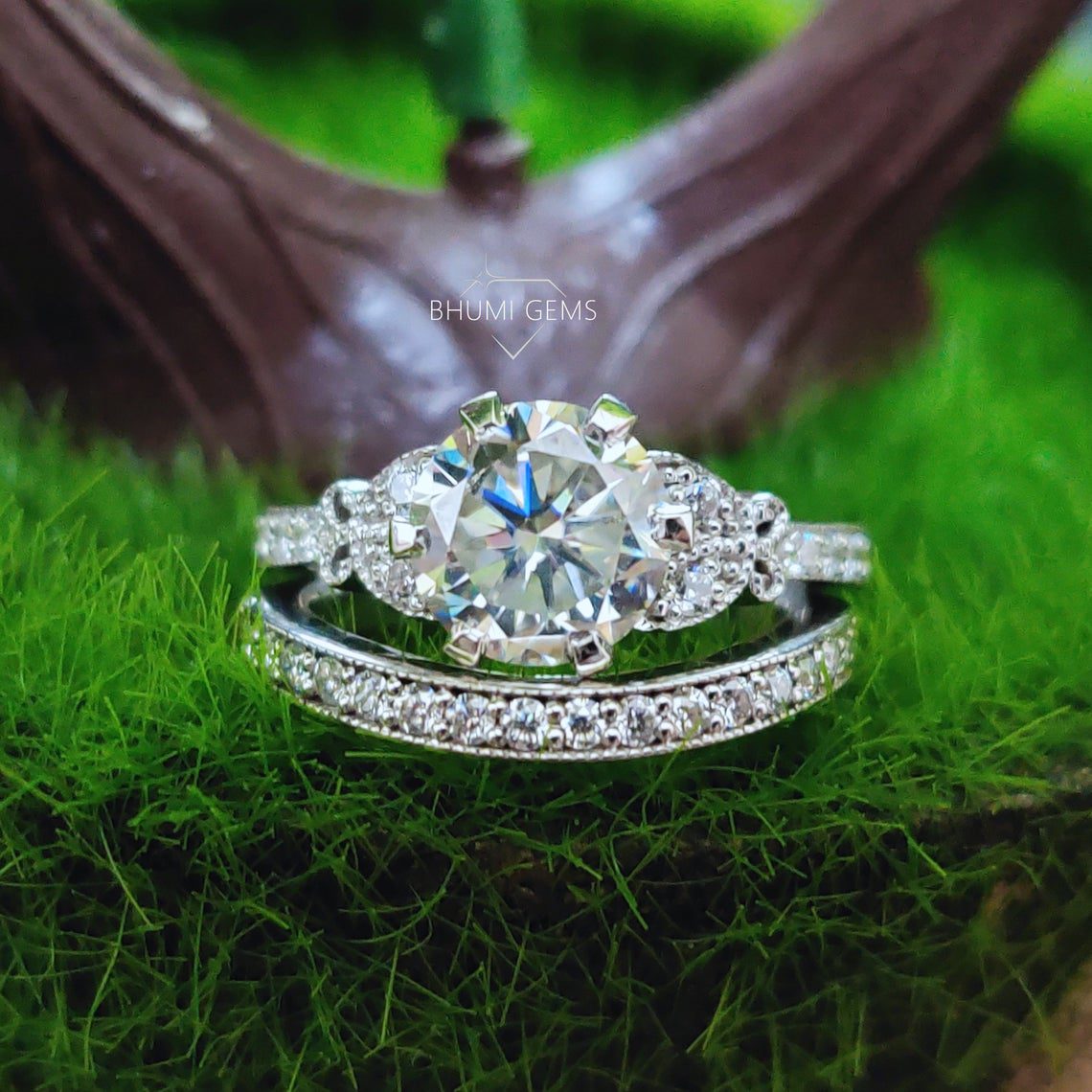 Round Cut | Colorless Moissanite Wedding Set | Bridal Set