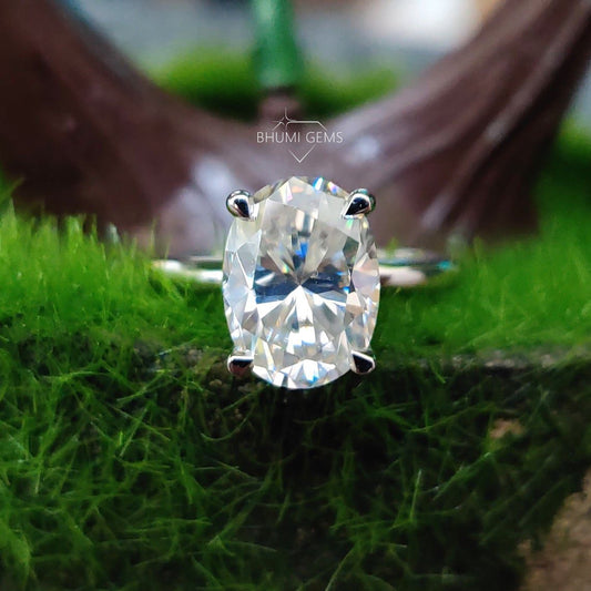 Oval Cut Ring | Wedding Bridal Ring | Colorless VVS1 Ring