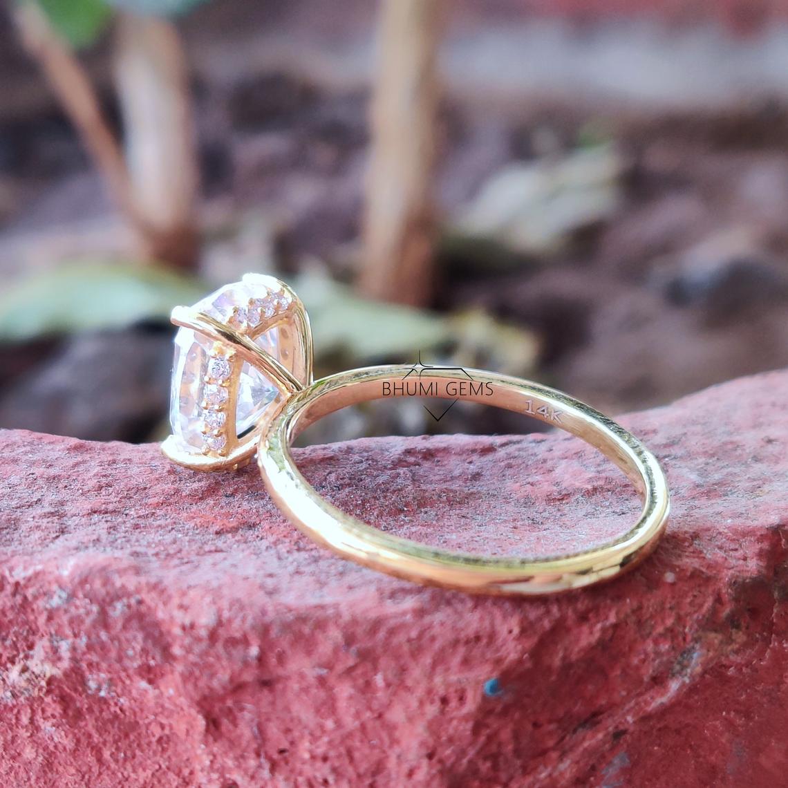 3.18 TCW Elongated Cushion Cut Moissanite Engagement Ring - view 5