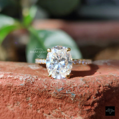 3.34 TCW Oval Moissanite Engagement Ring - view 2
