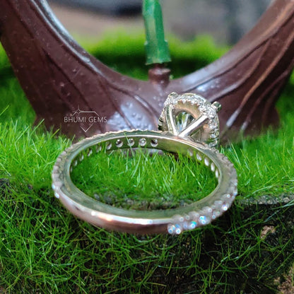 3.56TCW Oval Cut Moissanite Ring - view 4