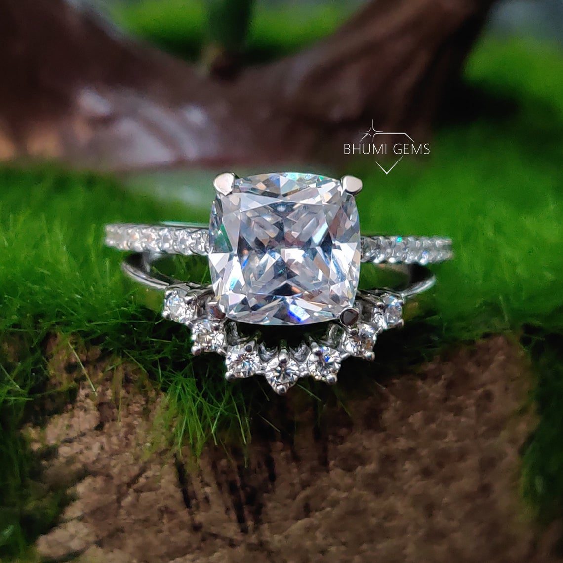 3.65TCW Cushion Colorless Moissanite Wedding Ring Set - view 3