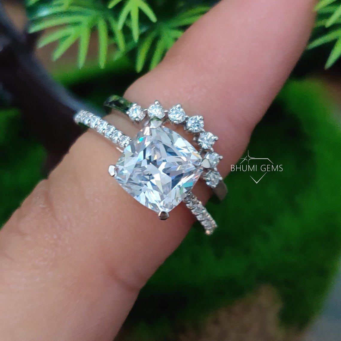 3.65TCW Cushion Colorless Moissanite Wedding Ring Set - view 4
