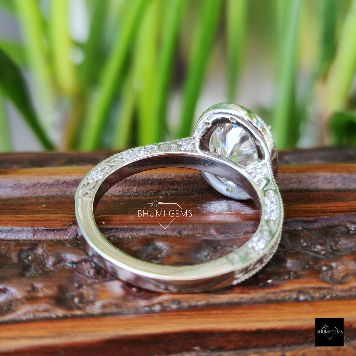 3.16 TW Oval Cut Art Deco Moissanite Ring - view 5