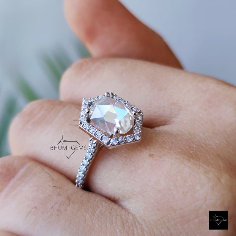 3.34 TCW Oval Rose Cut Moissanite Engagement Ring - view 3