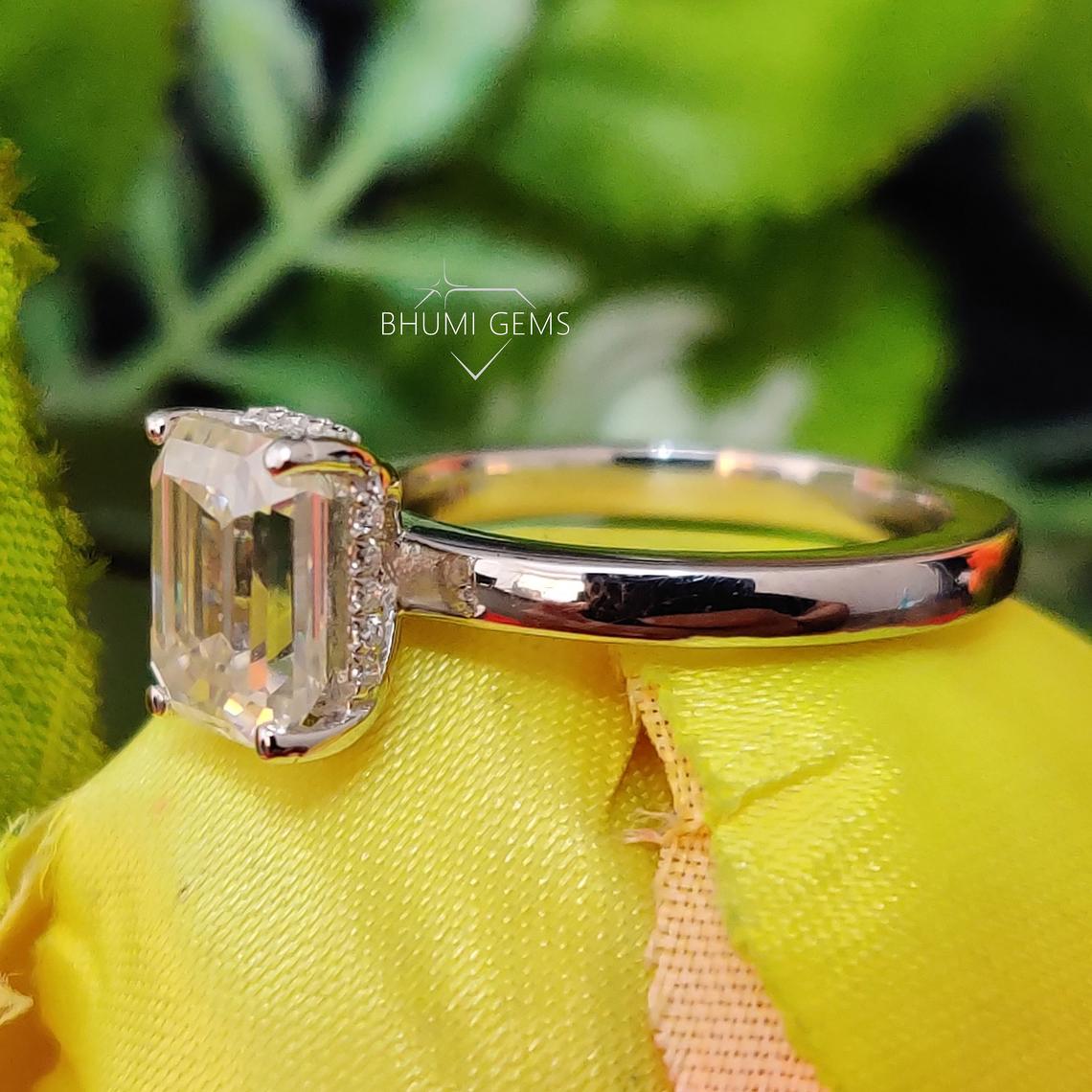 3CT Emerald Colorless Solitaire Moissanite Ring - view 3