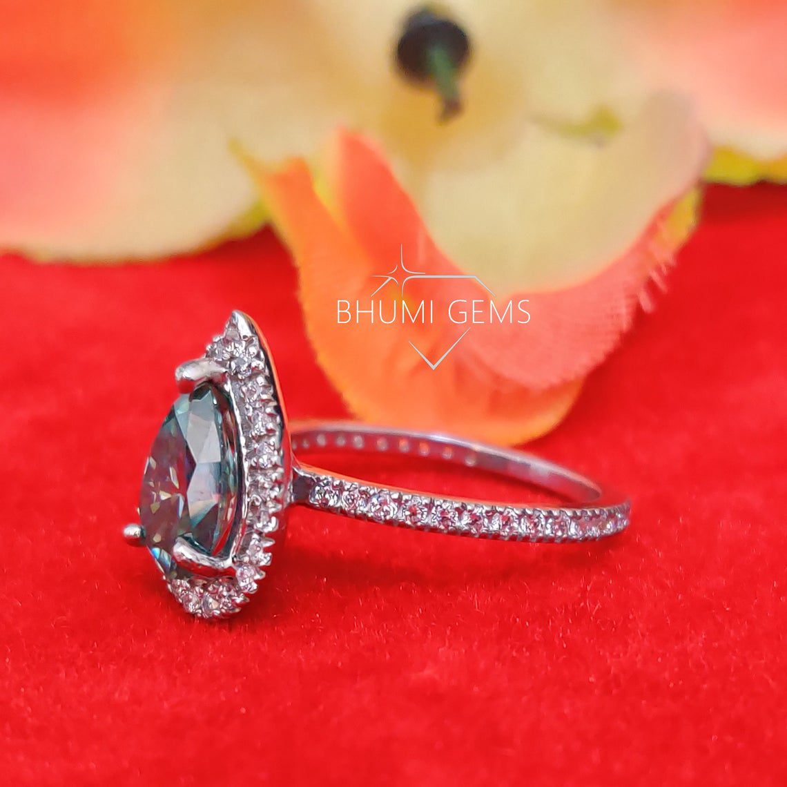 3CT Green Pear Cut VVS1 Moissanite Engagement Ring - view 5